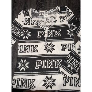 PINK Victoria's Secret Women's Fair Isle Snowflake One-Piece Pajama Romper L